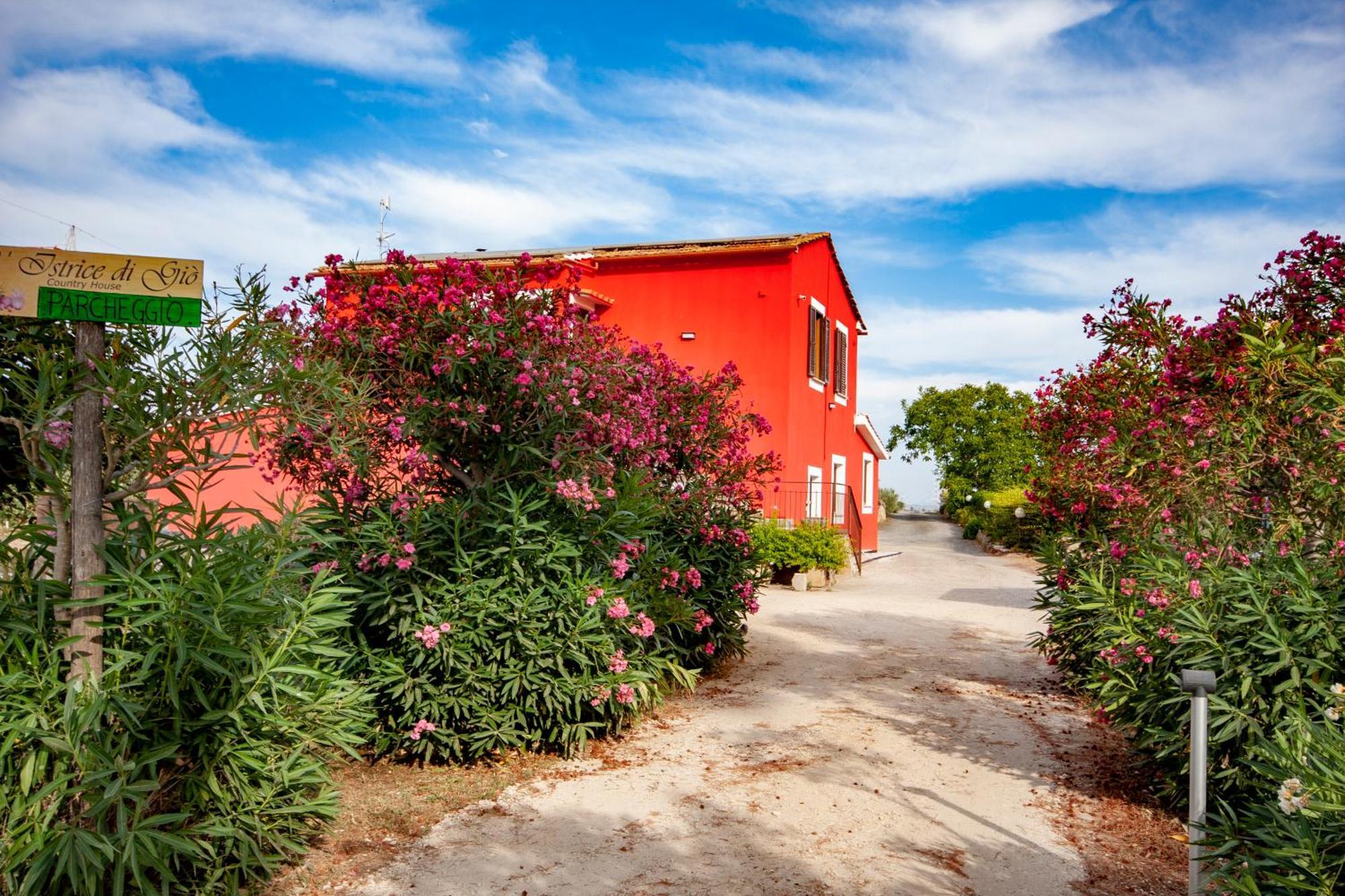 מונטאלטו די קסטרו Agriturismo L'Istrice Di Gio מראה חיצוני תמונה